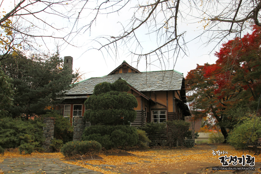군산 발산리 오층석탑과 이영춘가옥