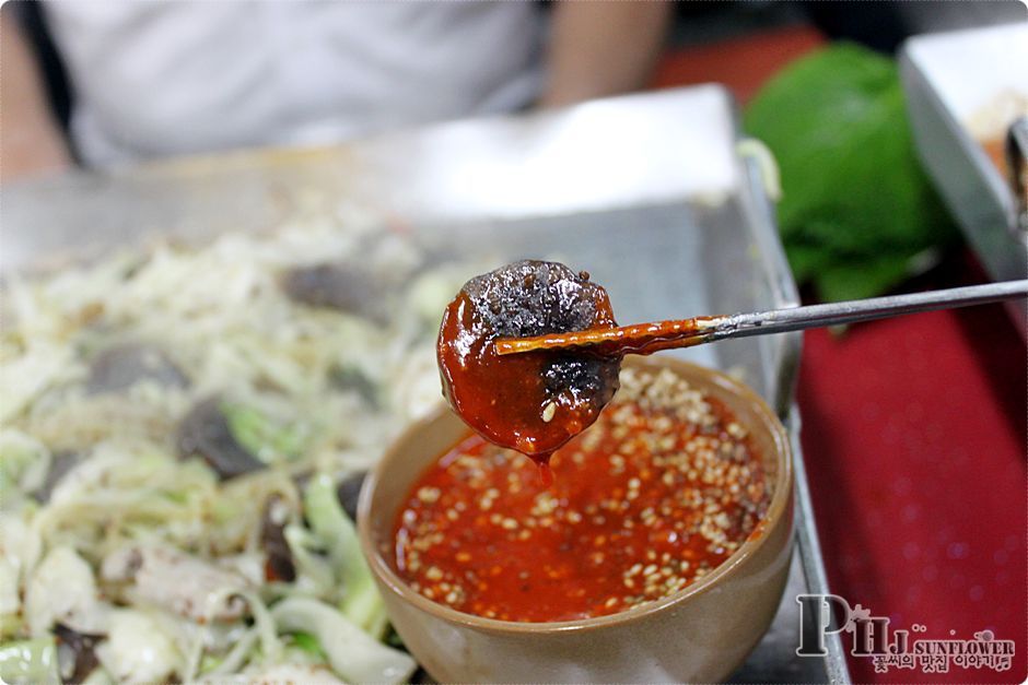 신림맛집-신림동의 명물인 순대타운 백순대와 순대곱창볶음의 맛.추억의 맛으로 기억하면 좋을듯-