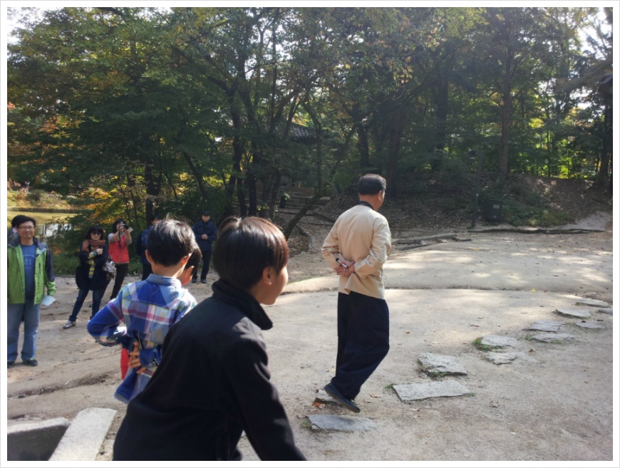 [서울여행 가볼만한 곳] 서울 살이 30년 만에 처음 갔던 창덕궁 후원. 비원의 가을 풍경