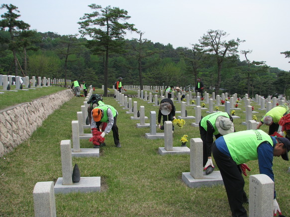 더블클릭을 하시면 이미지를 수정할 수 있습니다