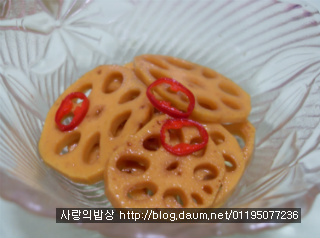 내마음의 발우공양! 새콤달콤 연근삼색꽃초절임