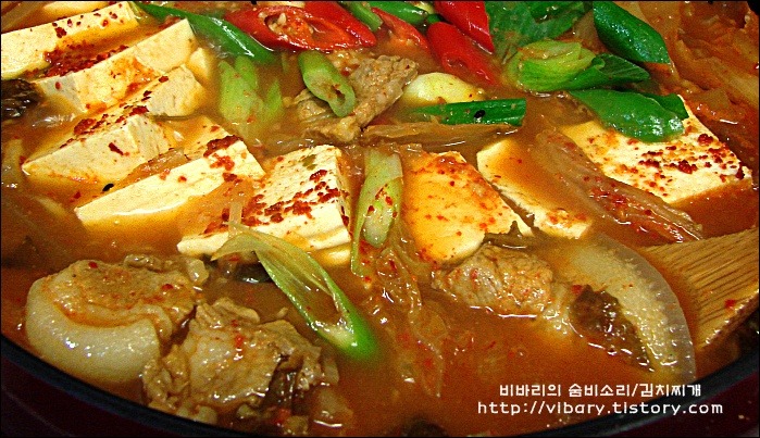 김치찌개 깔끔하게 끓이는 비법 4가지