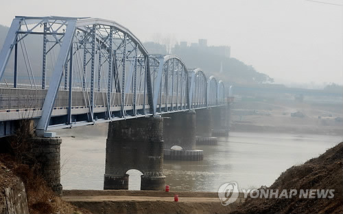 <'호국의 다리' 붕괴 인명피해 막은 고교생>(종합)