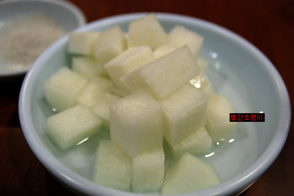 바니치킨 이미지