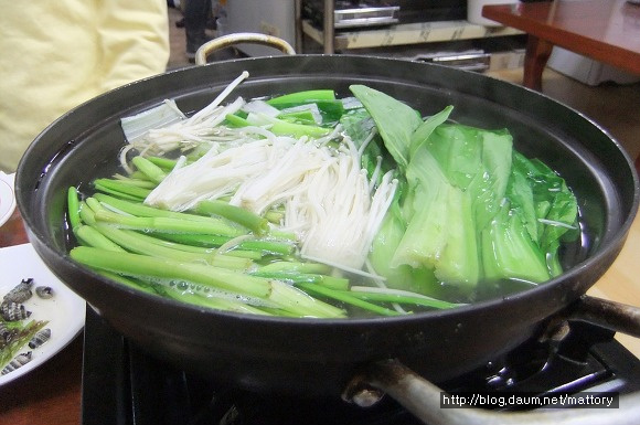 2002횟집 이미지
