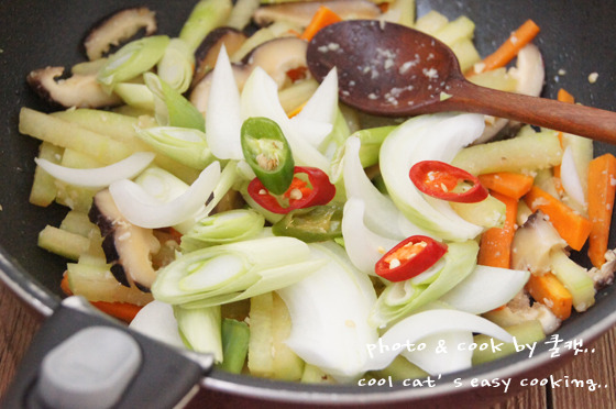 처치곤란 수박 껍질로 만드는 맛깔난 반찬4가지