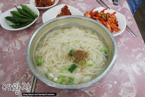 아줌마국수 이미지