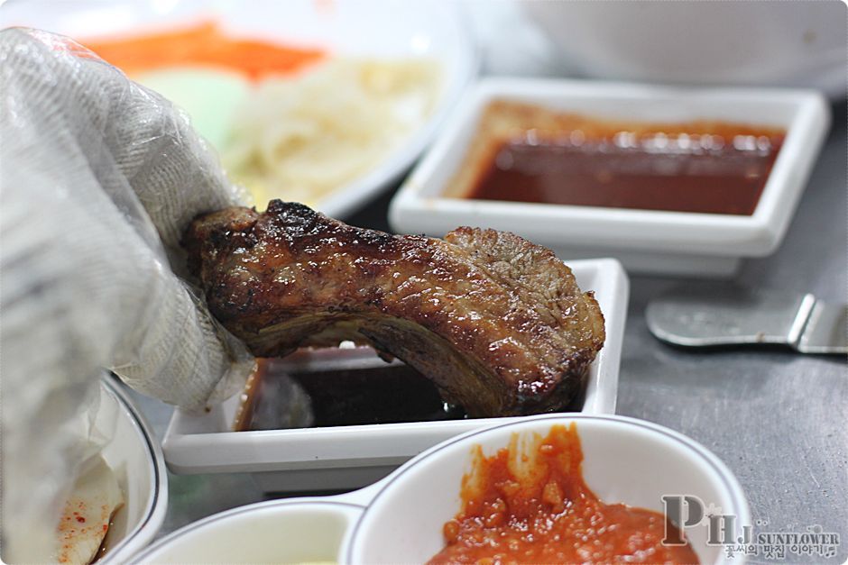 신당맛집/중구맛집-연탄불에 구워 더욱더 맛있는 등갈비의 맛집을 가보니..-연탄창고