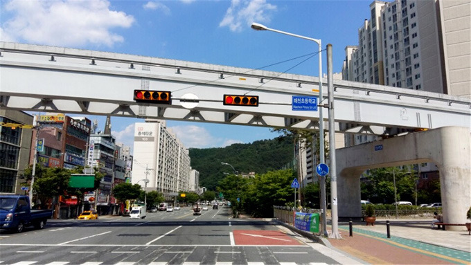 21657D3457BE98A62B9443