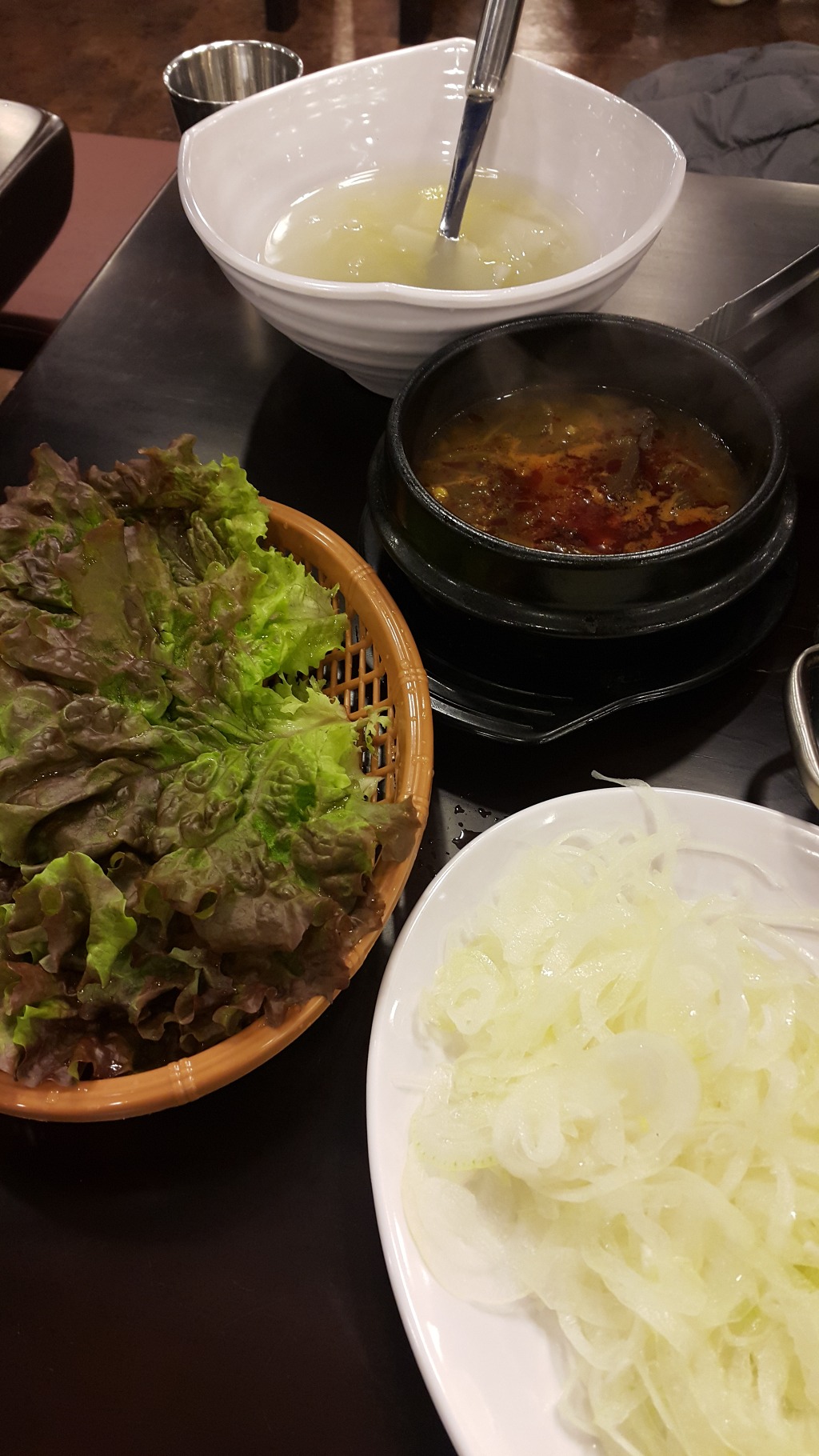 굼터 이미지
