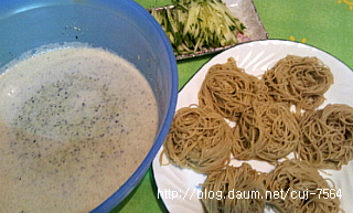 아, 맛 있다!" 쫄깃쫄깃 별미국수