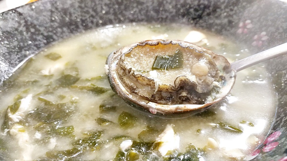 동해 천곡동 맛집/보약이 되는 전복우럭국/신라물회