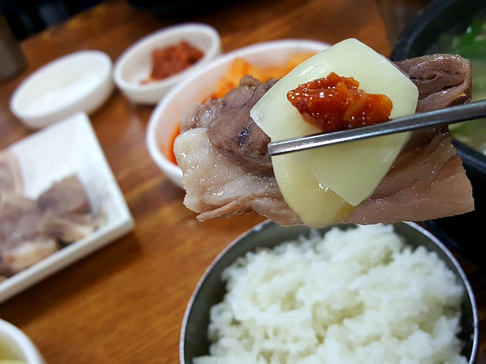 소문난 할매국밥집 맞구요~~~
