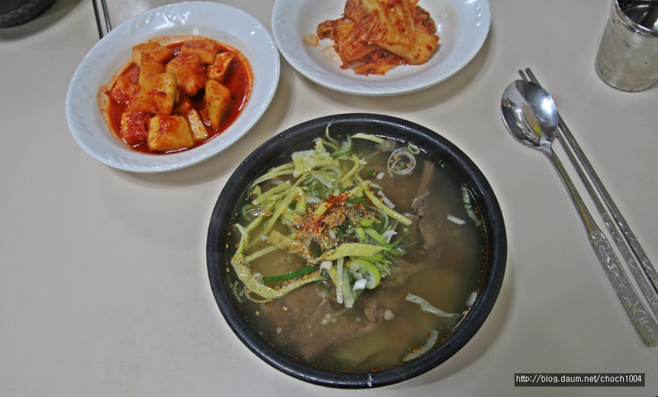 서민들의 허한 속 달래주는 나주곰탕