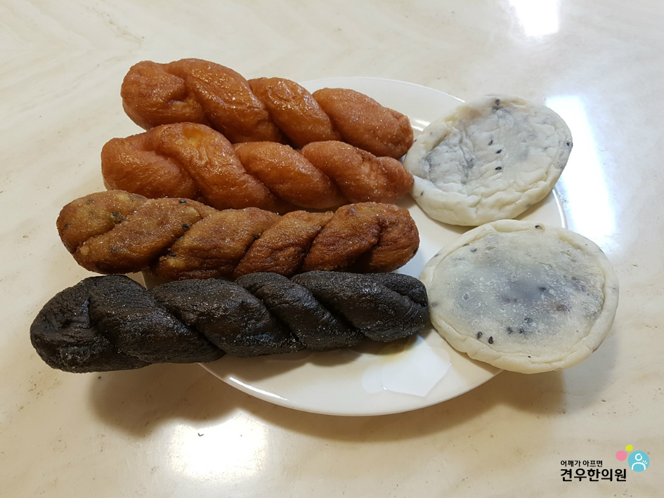 찰진꽈배기 이미지