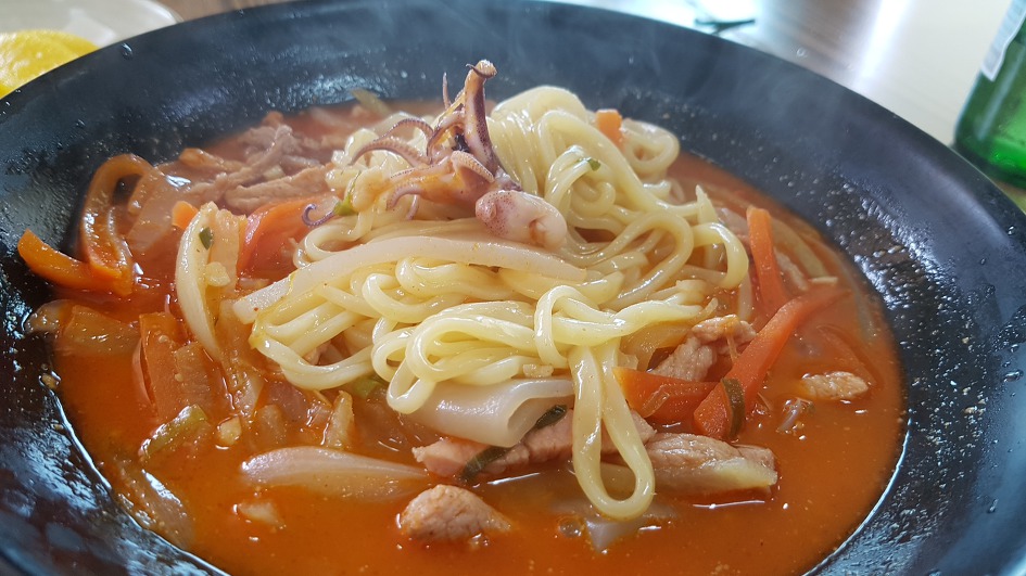 근무지 근처 짬뽕 전문점