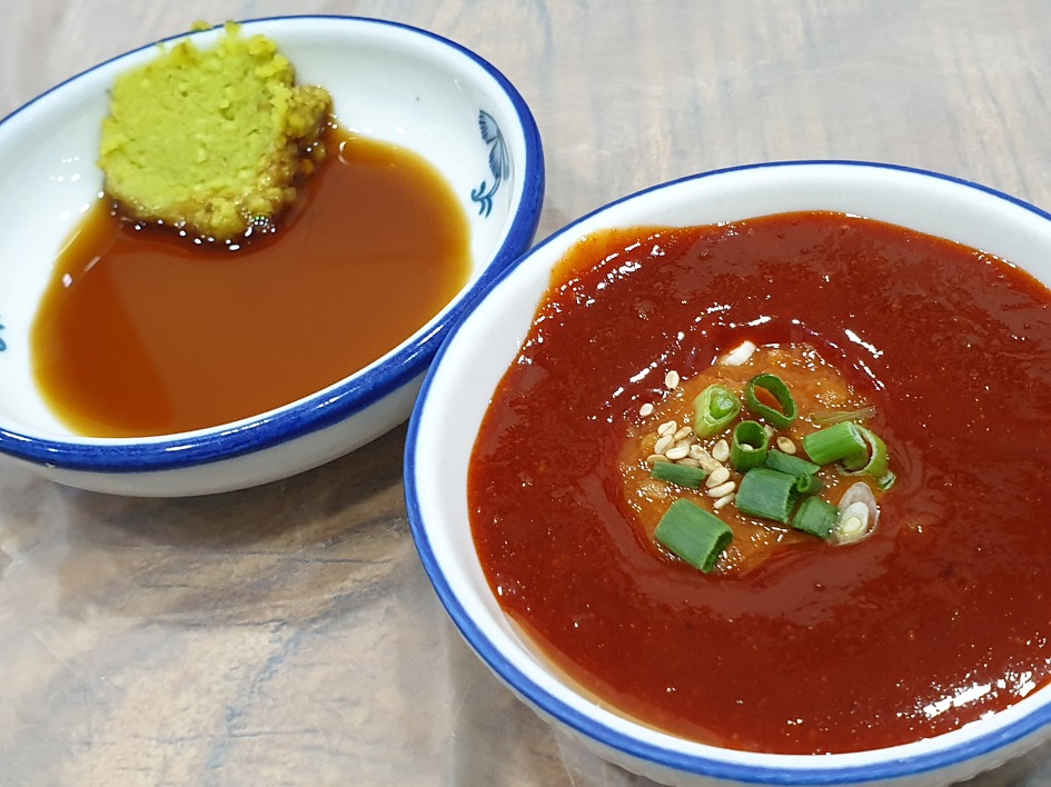 광안리해수욕장을 바라보며 사랑해횟집에서 맛있는 회를....